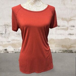 Time and Tru Orange/Rust Colored Women’s Size Medium Top